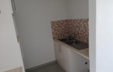 For Sale: 1 Bedroom Flat in Moth Centre